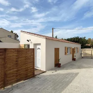 Appartement Paisible Maisonnette à Sur La Sorgue, Entraigues-sur-la-Sorgue