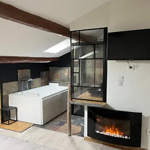 Appartement Duplex Lumineux Sur Gde Terrasse, Parking, Livebox, Entraigues-sur-la-Sorgue